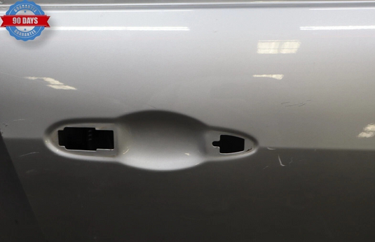 14-22 Maserati Ghibli M157 Front Right Passenger Side Door Panel Silver Oem