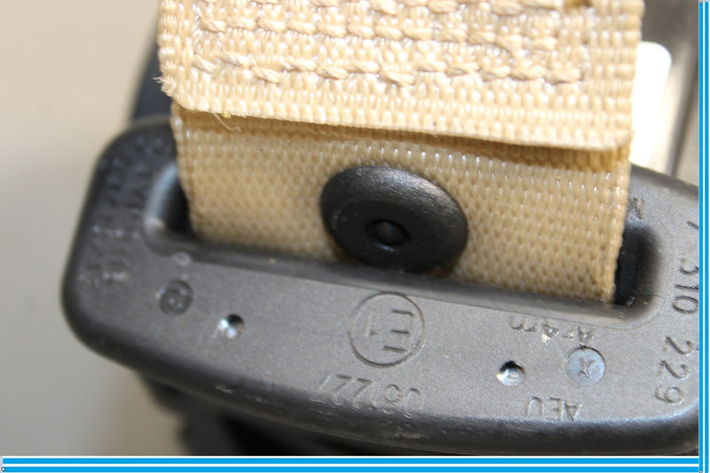 Load image into Gallery viewer, 12-18 BMW 320i 328i F30 Rear Center Seat Belt Seatbelt Retractor Oem
