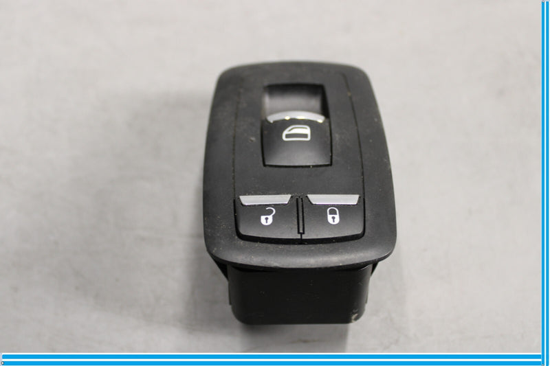 Load image into Gallery viewer, 14-20 Maserati Ghibli Rear Right Side Door Window Lock Unlock Switch Oem
