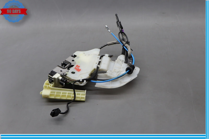 Load image into Gallery viewer, 12-18 Mercedes W218 CLS550 CLS400 Rear Right Side Door Lock Latch Actuator Oem
