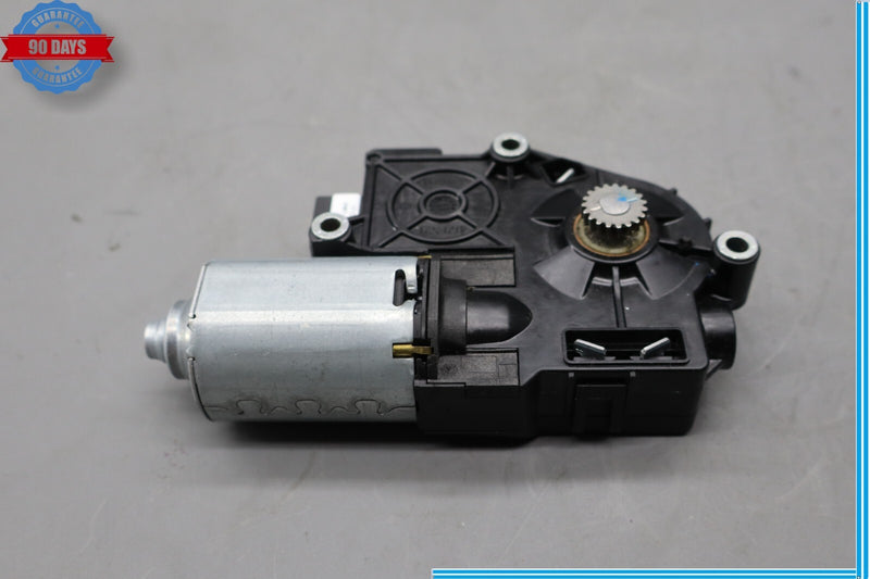 Load image into Gallery viewer, 09-15 BMW 740i 750Li xDrive Upper Overhead Sunroof Adjustment Motor Oem
