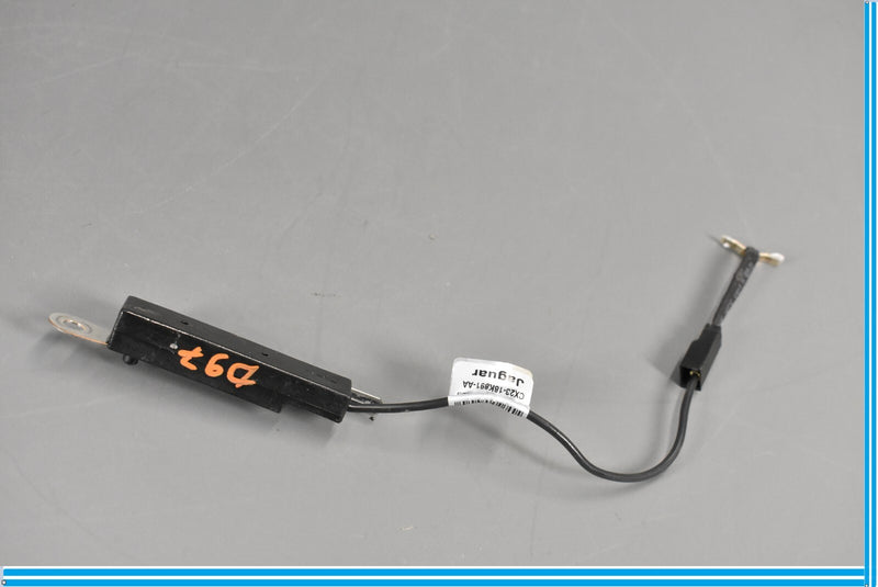 Load image into Gallery viewer, 18-20 Jaguar E-Pace Rear Right Side Antenna Amplifier Isolator Module Oem
