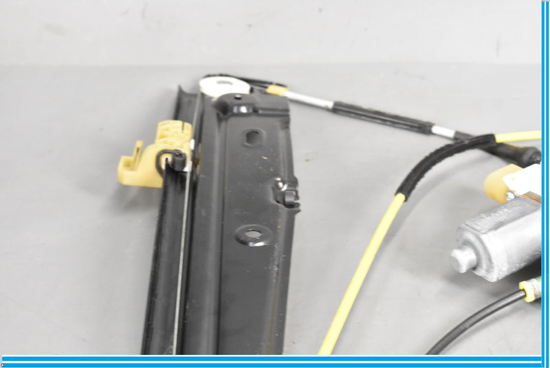 Load image into Gallery viewer, 09-15 BMW 750i 750Li Front Right Passenger Side Window Regulator W/ Motor Oem
