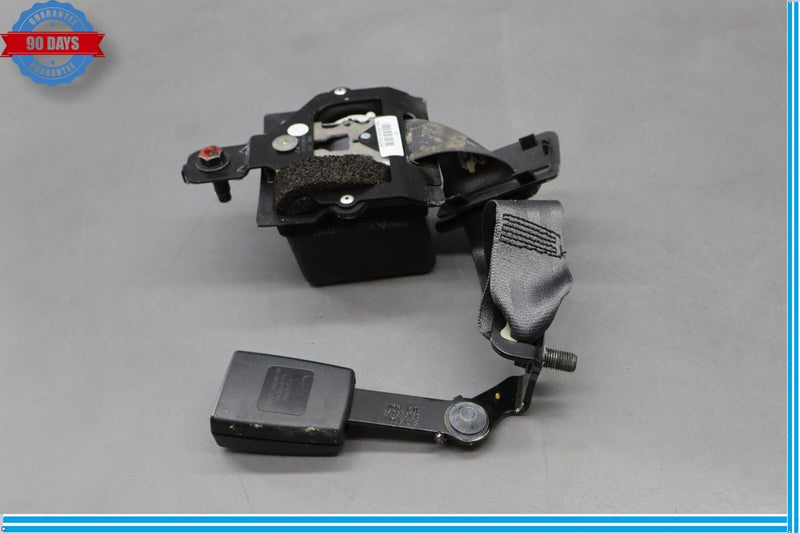Load image into Gallery viewer, 11-13 Hyundai Equus SIG Rear Center Seat Belt Retractor w/ Latch End Buckle Oem
