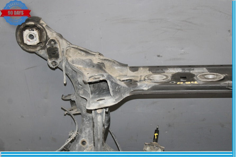 Load image into Gallery viewer, 11-13 Hyundai Equus SIG Rear Suspension Sub Frame Cradle Cross Member Oem
