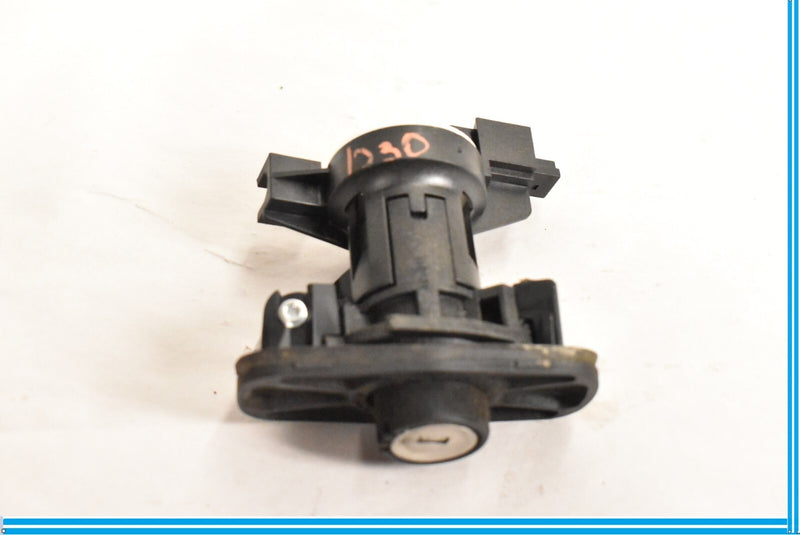 Load image into Gallery viewer, 2012-2018 MERCEDES-BENZ CLS550 TRUNK LID CYLINDER LOCK OEM
