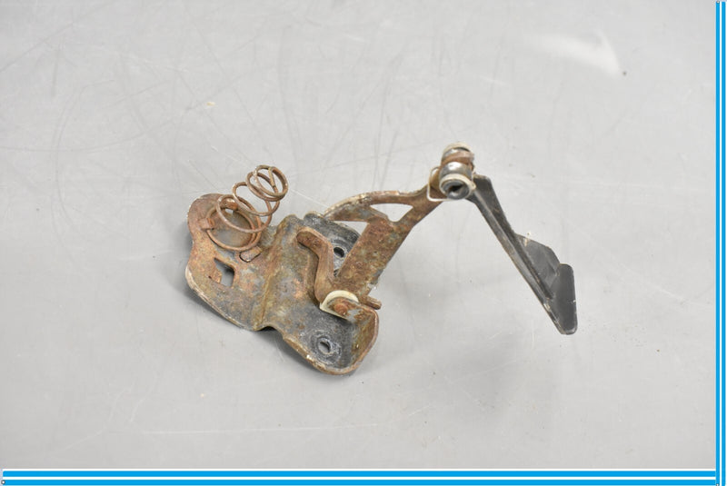Load image into Gallery viewer, 90-02 Mercedes SL320 SL500 R129 Front Hood Safety Latch Lock Actuator Oem
