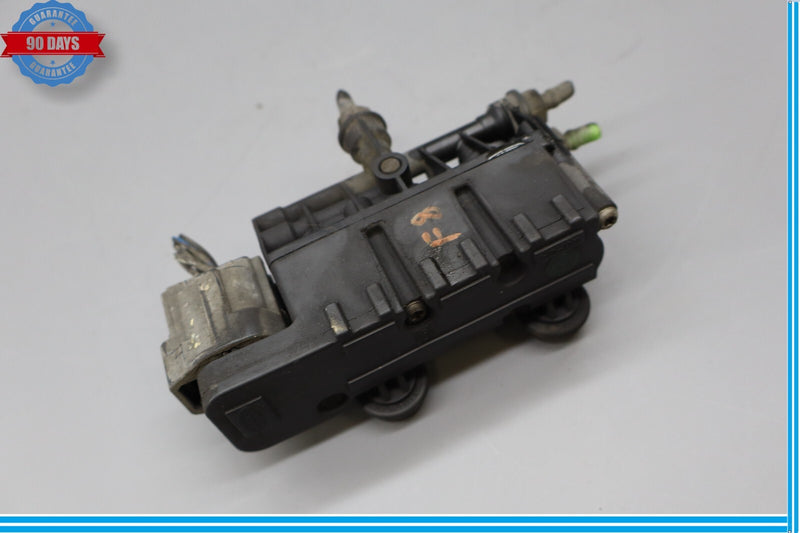 Load image into Gallery viewer, 06-13 Land Rover Range Rover Sport Air Suspension Valve Block EAS Oem
