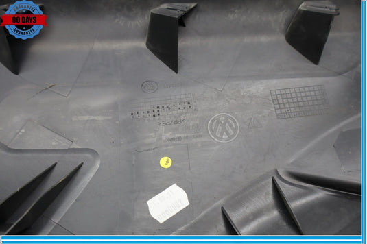 11-17 Volkswagen Touareg Rear Right Side C Pillar Lower Trim Cover Panel Oem