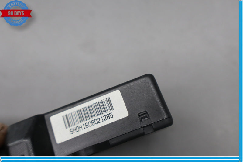 Load image into Gallery viewer, 15-19 Hyundai Genesis Front Right Side Seat Heater Control Unit Oem
