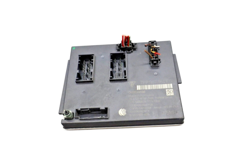 Load image into Gallery viewer, 2012 Porsche Cayenne 958 Front Comfort Body Computer Control Module BCM OEM
