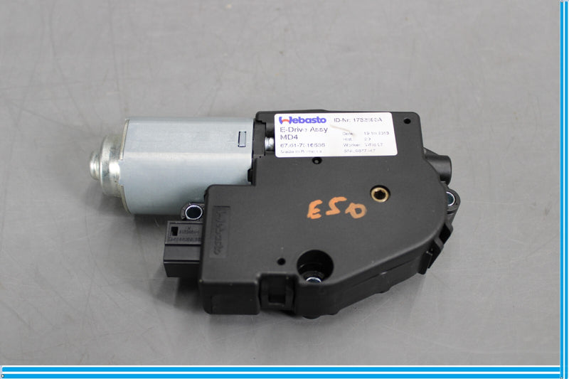 Load image into Gallery viewer, 12-18 BMW 320i 328i F30 Sunroof Sun Roof Drive Motor Unit Actuator Oem
