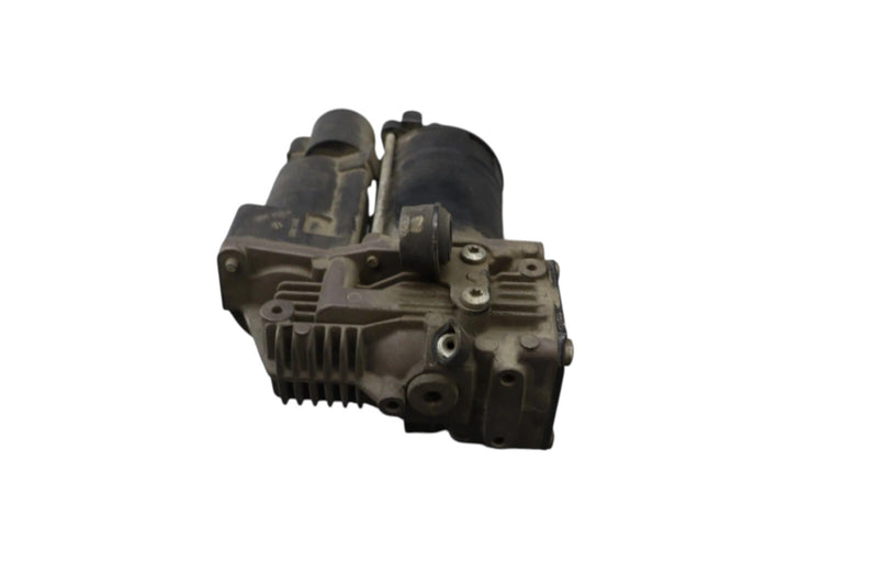 Load image into Gallery viewer, 07-14 Mercedes W216 CL550 S400 S550 Airmatic Air Suspension Compressor Pump OEM
