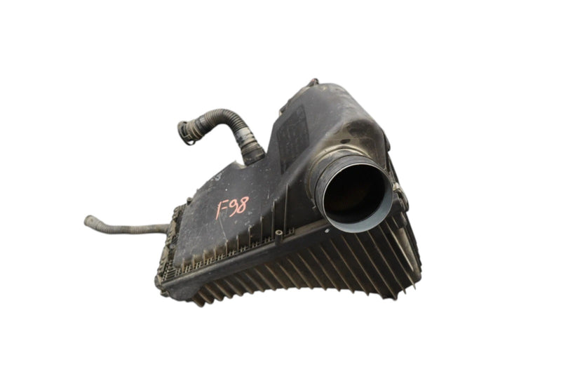 Load image into Gallery viewer, 11-15 Volkswagen VW Touareg Right Engine Air Filter And Housing Assembly Oem
