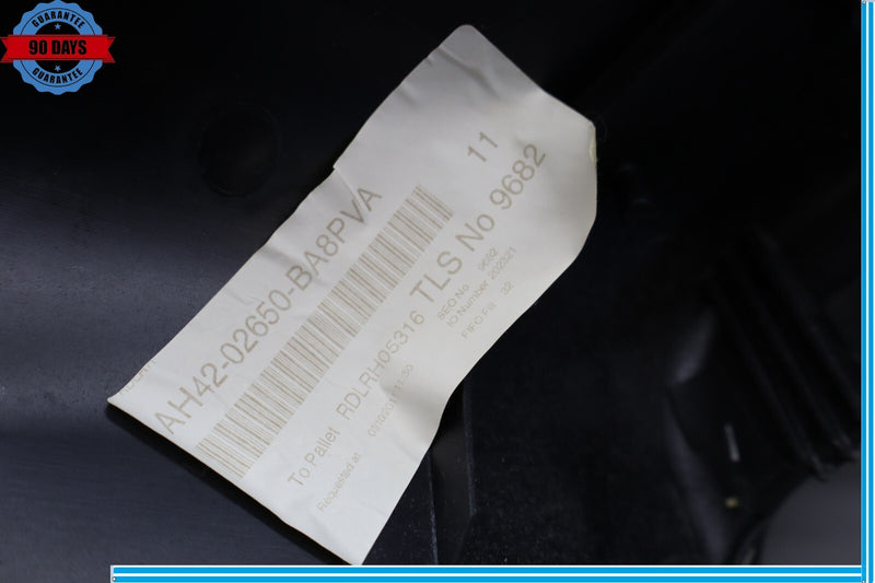 Load image into Gallery viewer, 10-12 Land Rover Range Rover Rear Right Lower C Pillar Panel Cover Trim Oem
