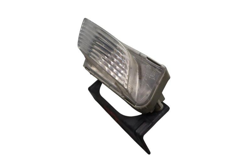 Load image into Gallery viewer, 02-10 Lexus SC430 Front Lower Right Passenger Side Fog Light Lamp Oem
