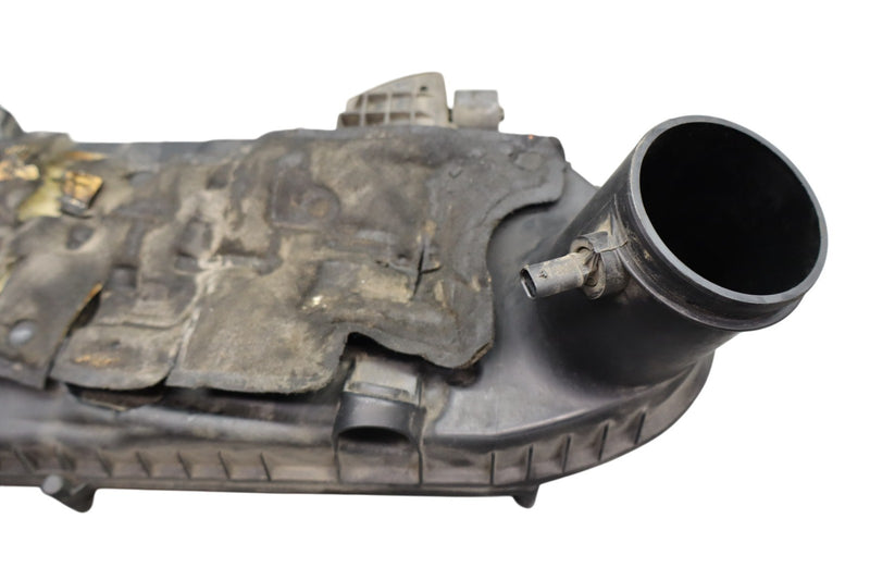 Load image into Gallery viewer, 06-16 Mercedes W212 E350 E550 Air Intake Cleaner Filter Housing Box Oem
