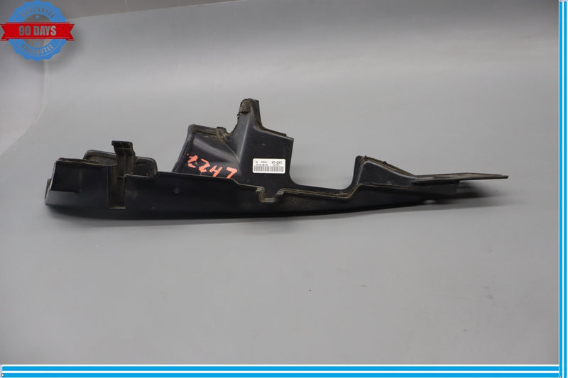 Load image into Gallery viewer, 15-20 Hyundai Genesis Front Left Driver Side Hood Partition Seal Trim Oem
