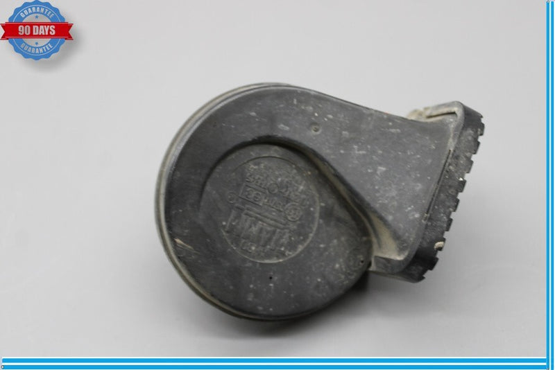 Load image into Gallery viewer, 03-09 Hummer H2 Front Left Side Low Tone Note Pitch Signal Horn Oem

