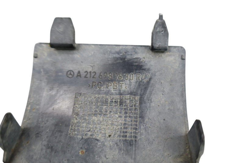 Load image into Gallery viewer, 10-16 Mercedes E350 E550 Front Right Passenger Rocker Panel Skirt Jack Cover Oem
