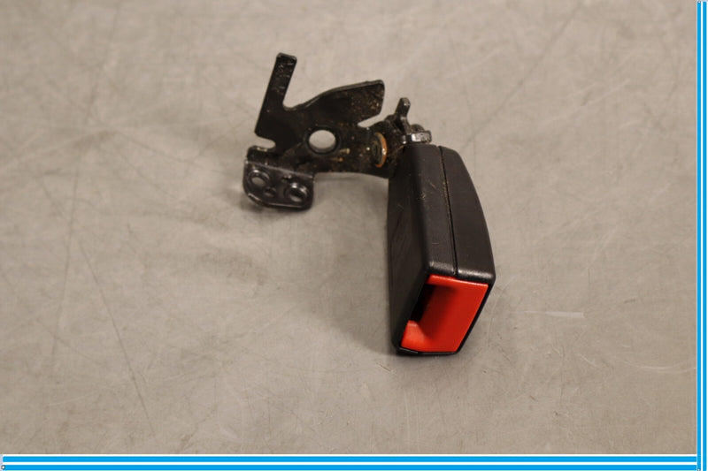 Load image into Gallery viewer, 10-18 Mercedes CLS550 E350 Rear Left Driver Side Safety Seat Belt Buckle Oem
