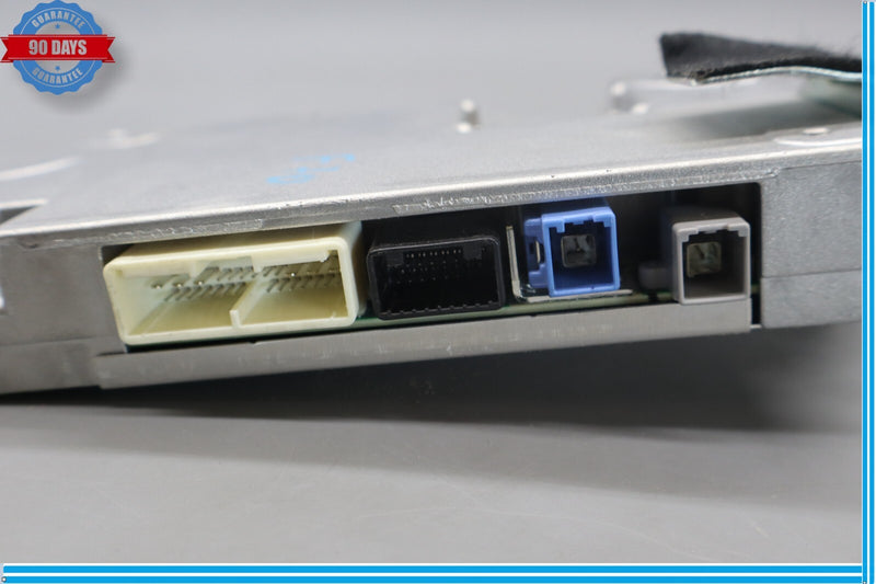 Load image into Gallery viewer, 07-09 Lexus LS460 Mayday Communication Computer Control Module 86710-0W070 Oem

