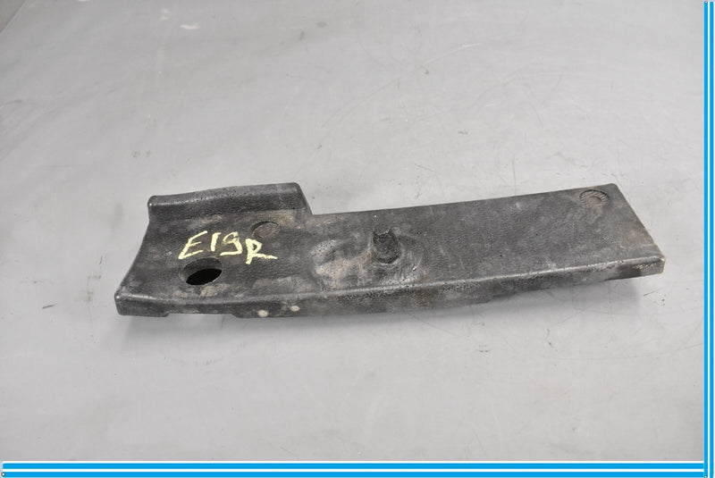 Load image into Gallery viewer, 06-13 Volvo C70 Rear Right Passenger Bumper Absorber Foam Spacer Oem
