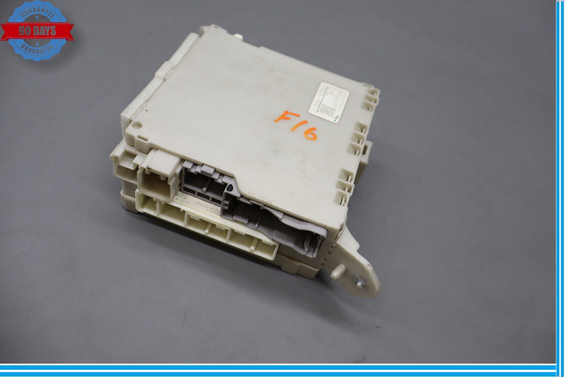Load image into Gallery viewer, 07-09 Lexus LS460 Rear Trunk Fuse Relay Junction Box Module 8267050120 Oem
