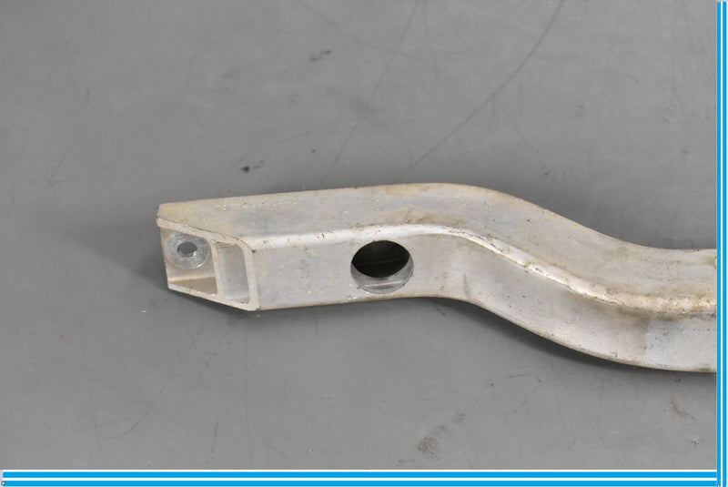 Load image into Gallery viewer, 09-15 BMW 750i 750Li Front Right Passenger Side Oil Cooler Brace Bracket Oem
