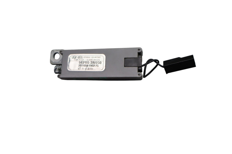 Load image into Gallery viewer, 11-16 Hyundai Equus Left Rear Glass Amp Amplifier Antenna 96280-3N050 Oem
