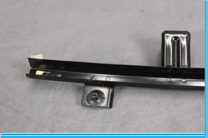 Load image into Gallery viewer, 06-13 Land Rover Range Rover Sport Front Left Side Door Window Glass Guide Oem
