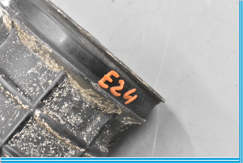 Load image into Gallery viewer, 94-97 Mercedes SL320 S320 R129 Engine Motor Air Intake Pipe Hose Oem
