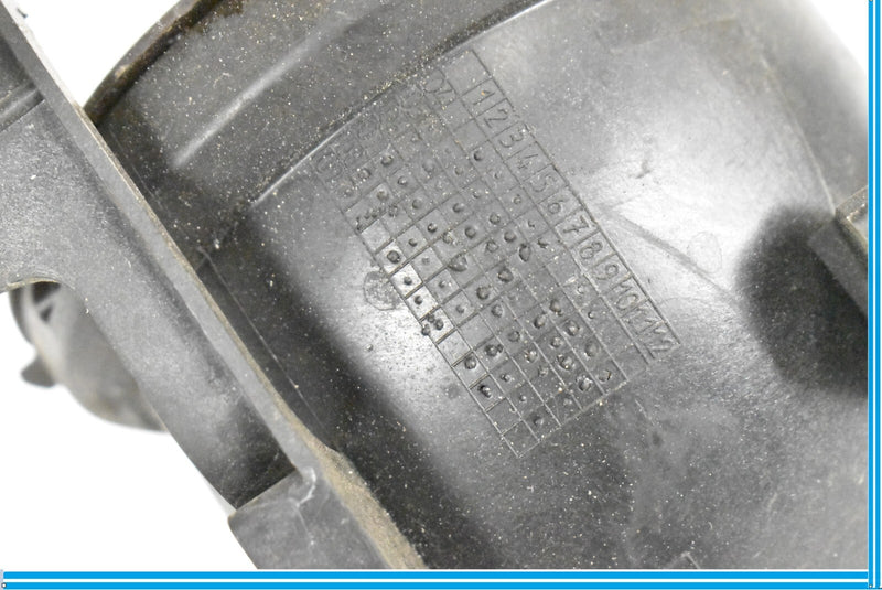 Load image into Gallery viewer, 2008 MERCEDES C350 W204 AIR INTAKE ELBOW DUCT TUBE HOSE 2721400118
