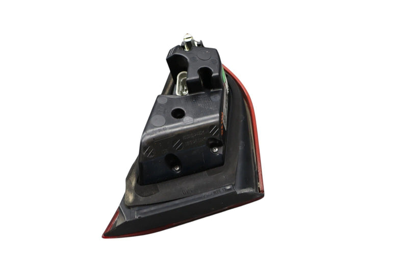Load image into Gallery viewer, 14-21 Maserati Quattroporte S Q4 M156 Rear Right Side Inner Tail Light Lamp Oem
