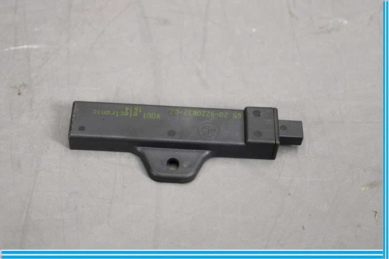 Load image into Gallery viewer, 09-15 BMW 750i 750Li Keyless Antenna Go Entry Control Module Unit Oem
