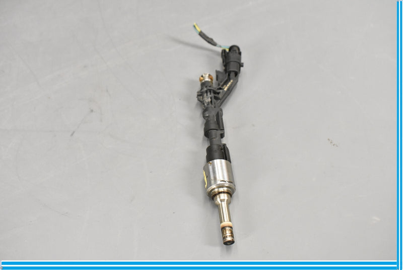 Load image into Gallery viewer, 10-19 Jaguar XJ XJL Range Rover Fuel Injector Only 1 Oem
