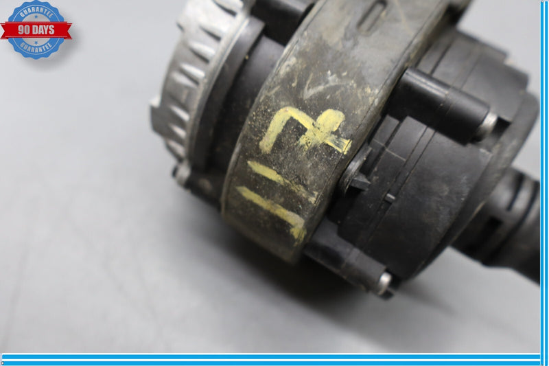 Load image into Gallery viewer, 14-16 BMW i3 i3s Electric Auxiliary Coolant Pump Auxiliary Water Pump Oem
