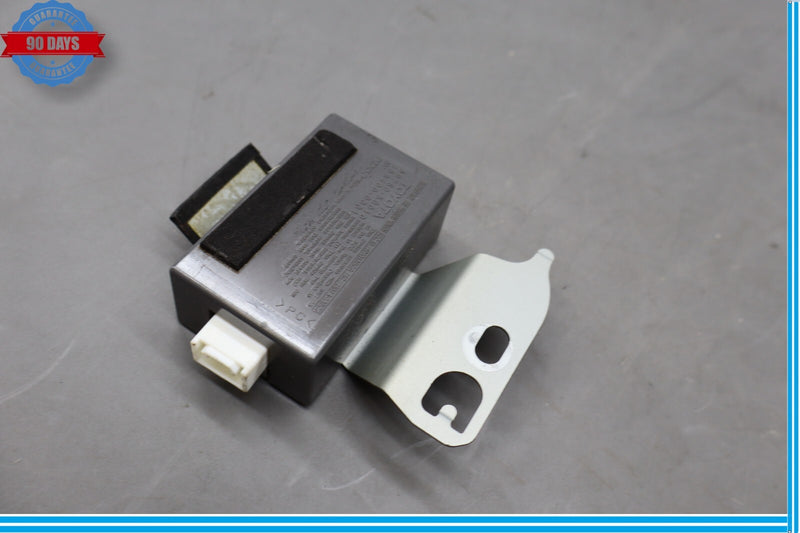 Load image into Gallery viewer, 07-10 Lexus LS460 LS460L TPMS Tire Pressure Monitor Receiver Module Unit Oem
