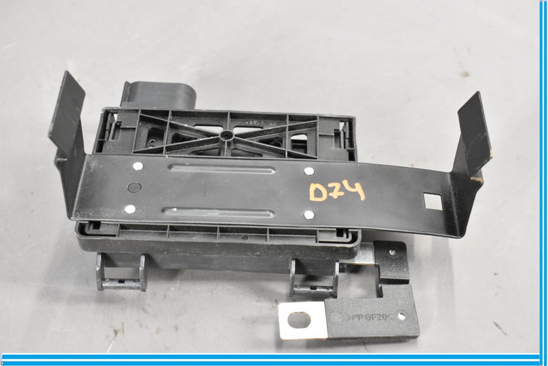 Load image into Gallery viewer, 05-12 Bentley Continental Battery Fuse Control Terminal Holder Oem
