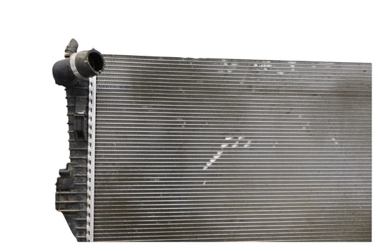 11-17 Volkswagen VW Touareg Engine Water Cooling Radiator 95810613210 OEM