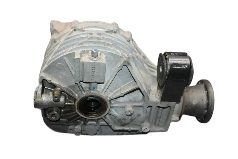 Load image into Gallery viewer, 14-24 Maserati Ghibli Rear Diff Differential Axle Carrier Assembly 670009608 OEM
