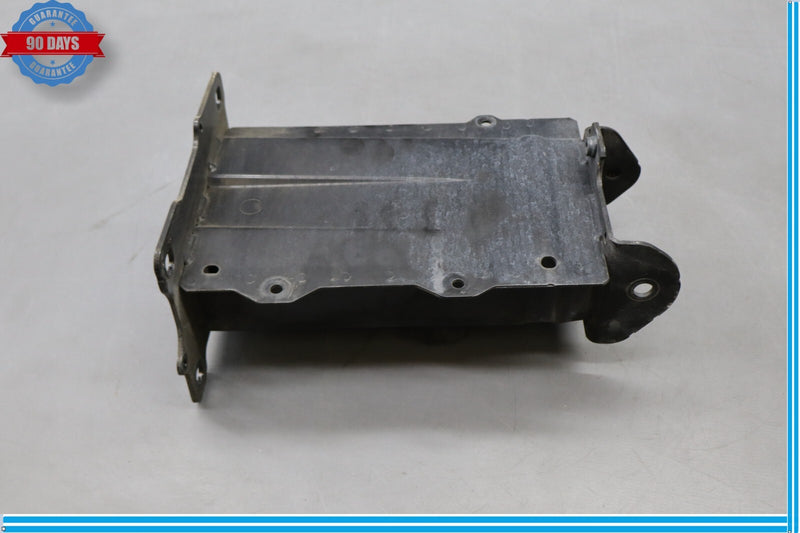 Load image into Gallery viewer, 07-13 Mercedes W221 S400 Front Right Side Bumper Reinforcement Bracket Black Oem

