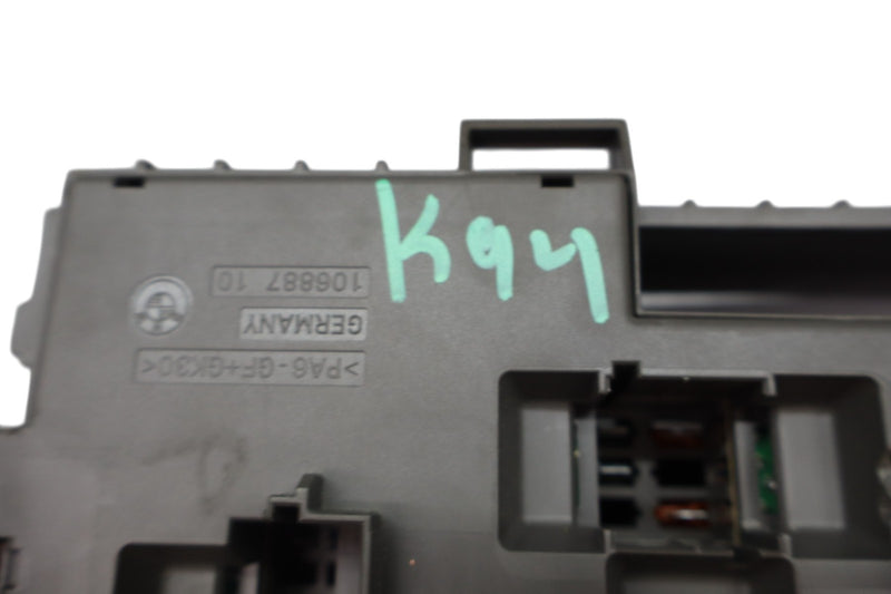 Load image into Gallery viewer, 09-16 BMW E89 Z4 Front Dashboard Power Distributor Fuse Box Assembly 9154970 Oem
