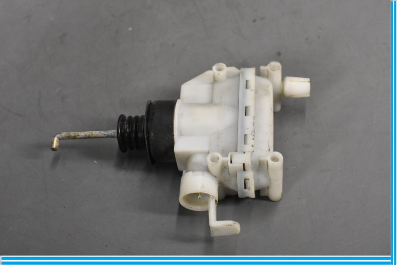Load image into Gallery viewer, 86-95 Mercedes 300SL W124 Rear Right Side Vacuum Lock Actuator Element Oem
