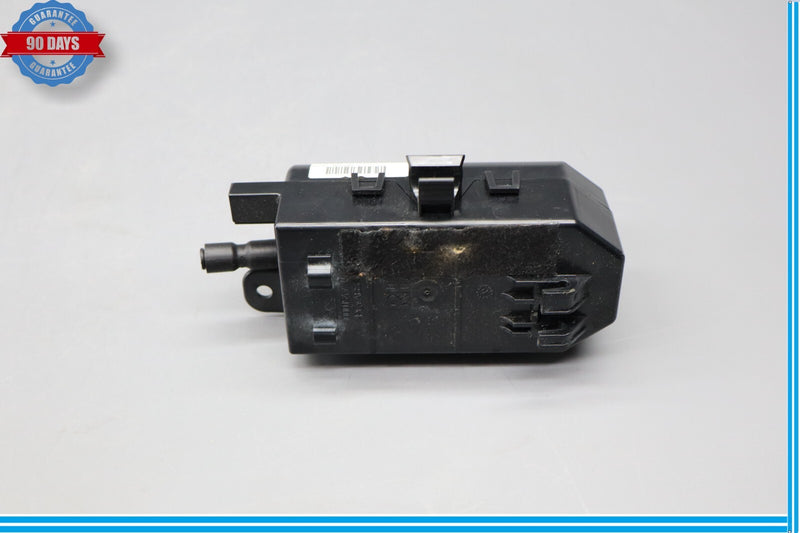 Load image into Gallery viewer, 10-13 Jaguar XJ XJL Front Right Passenger Side Seat Lumbar Adjust Pump Oem
