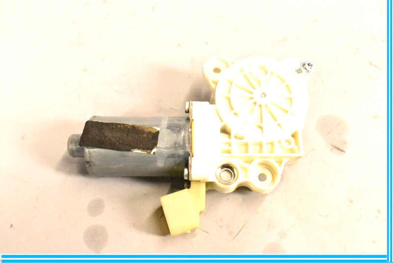 Load image into Gallery viewer, 06-11 Mercedes CLS550 CLS55 AMG W219 Rear Right Door Window Regulator Oem
