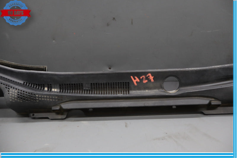 Load image into Gallery viewer, 15-20 Hyundai Genesis Front Windshield Wiper Arm Cowl Grille Trim Panel Oem
