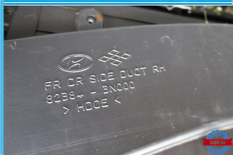 Load image into Gallery viewer, 11-13 Hyundai Equus SIG Front Right Passenger Side Interior Door Trim Panel Oem

