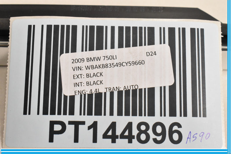 Load image into Gallery viewer, 09-15 BMW F01 F02 750i 750Li Rear Right Door Window Inner Channel Seal Oem
