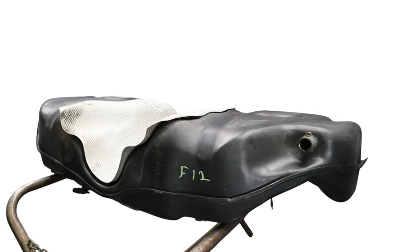 Load image into Gallery viewer, 14-17 Maserati Ghibli Fuel Gas Tank Reservoir Pump Assembly 06700032570 Oem
